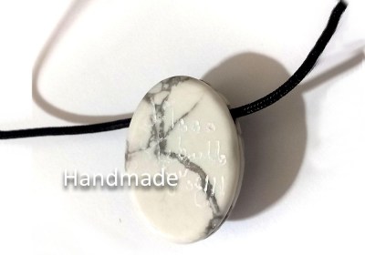 MoonHowlite